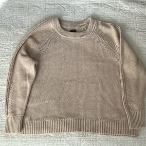 Gap sweater